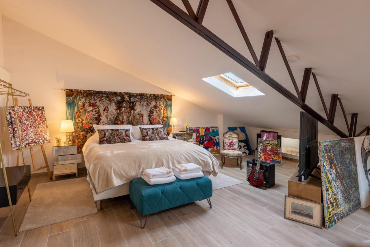 L'Avant Scene Meuble 5 Etoiles Parking Gratuit Jacuzzi Avignon Exterior foto